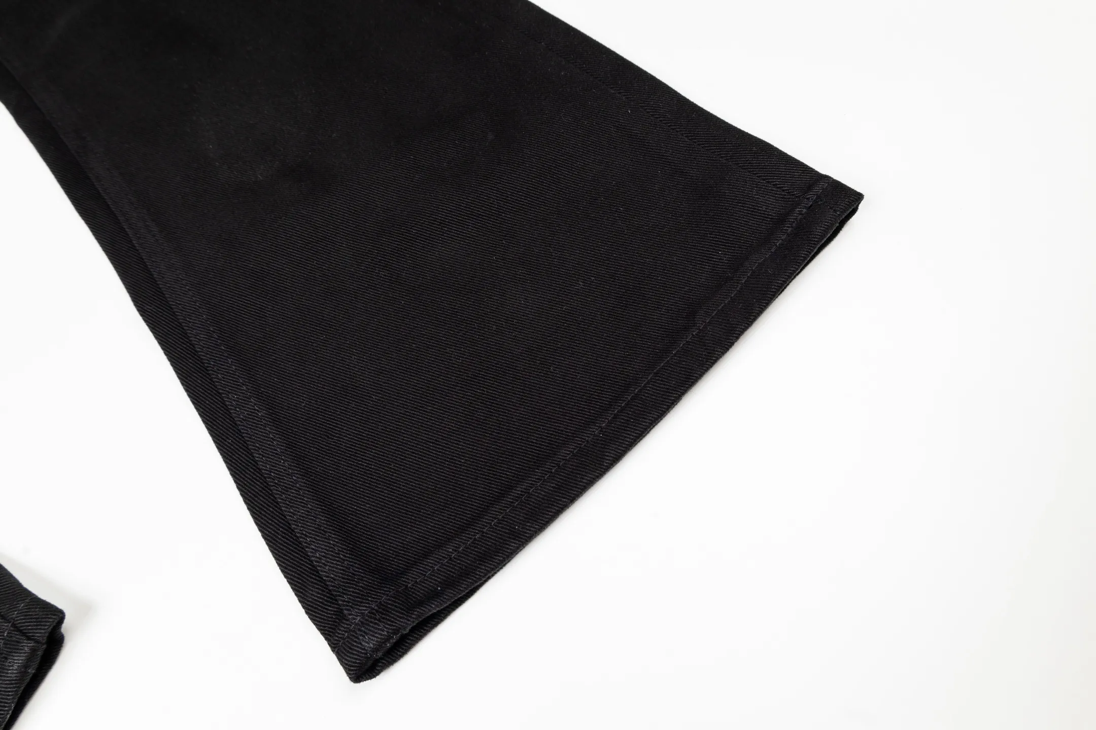 Balenciaga Classic Balenciaga ， ， ， 。 ， ， 。 ， ， 。 ， Versatile， 。 ：1907# ：Black Size：28 30 32 34 36